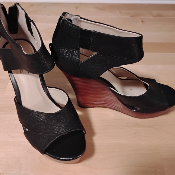 Seychelles Size 8 Platform Wedge Sandal - Picture 2 of 6